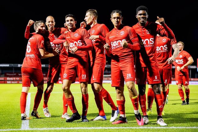 所以管理层 所以管理层