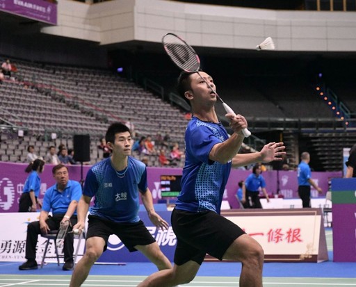 整也在比赛 整也在比赛