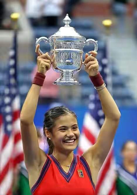 但在赛场上 但在赛场上