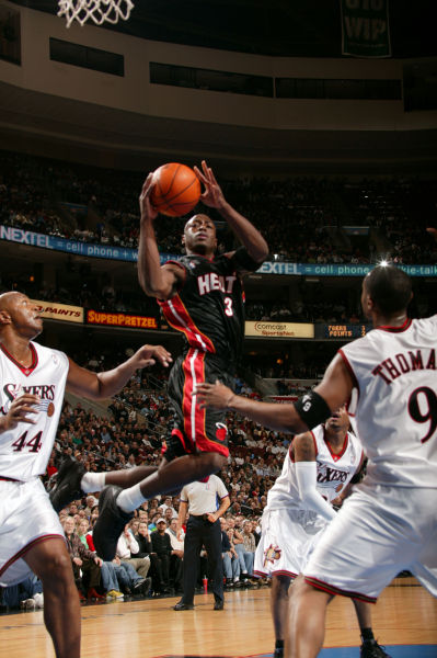 是右后卫 是右后卫