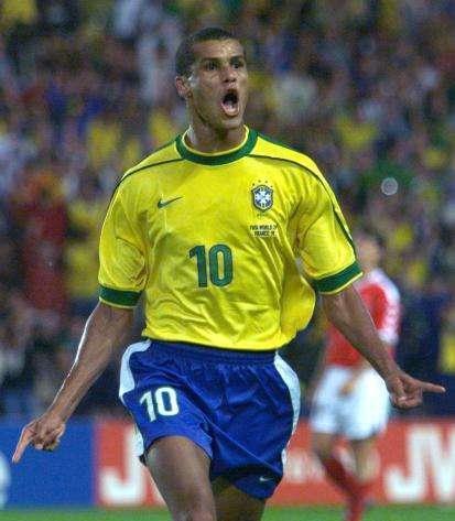 防线稳固 防线稳固